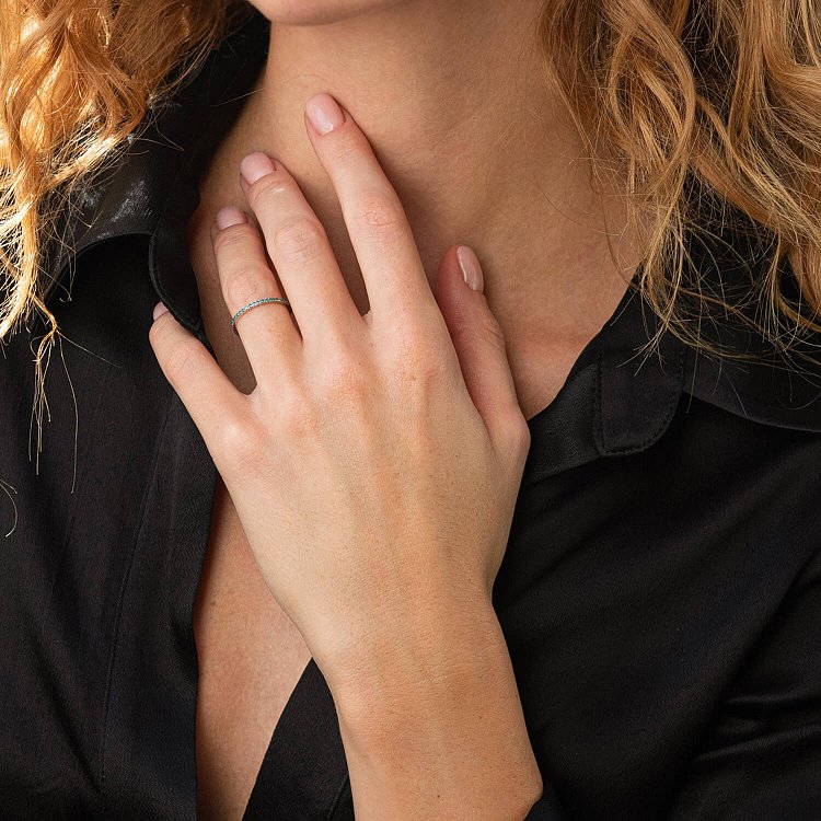 Золотое кольцо с голубыми бриллиантами 226911121 от ювелирного магазина Оникс - 1