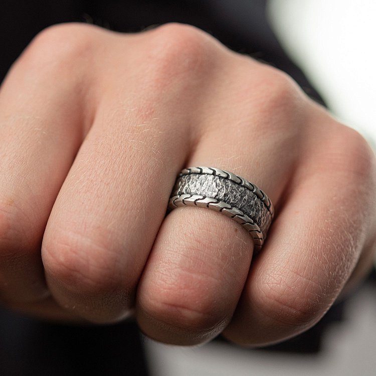 Чоловічий срібний перстень 112719 від ювелірного магазину Онікс - 5