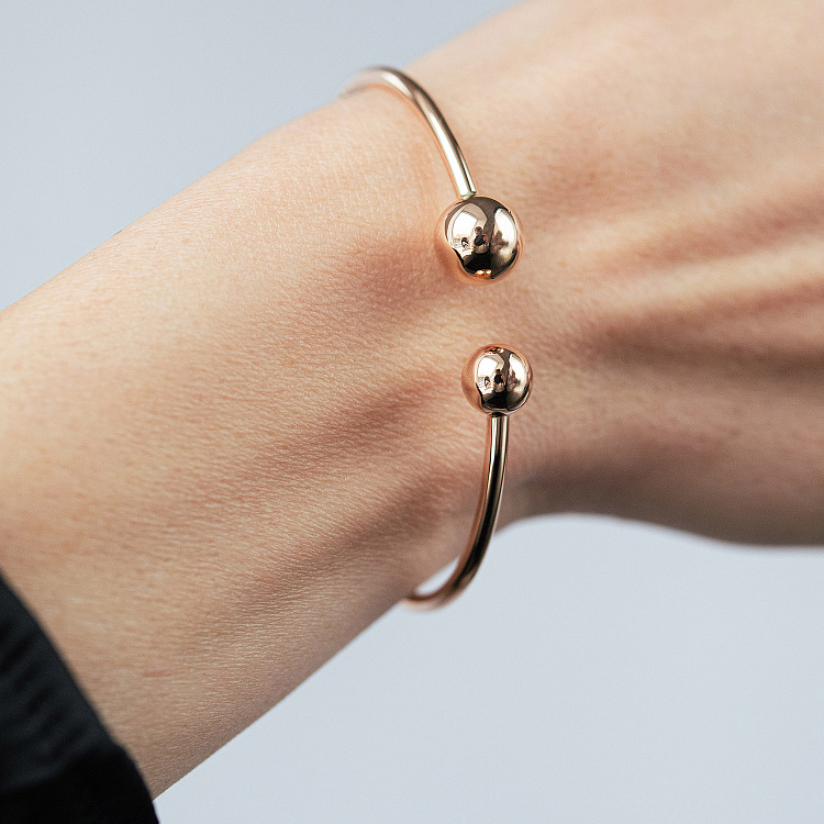 Жорсткий браслет "Кульки" у червоному золоті б05500 від ювелірного магазину Онікс - 3