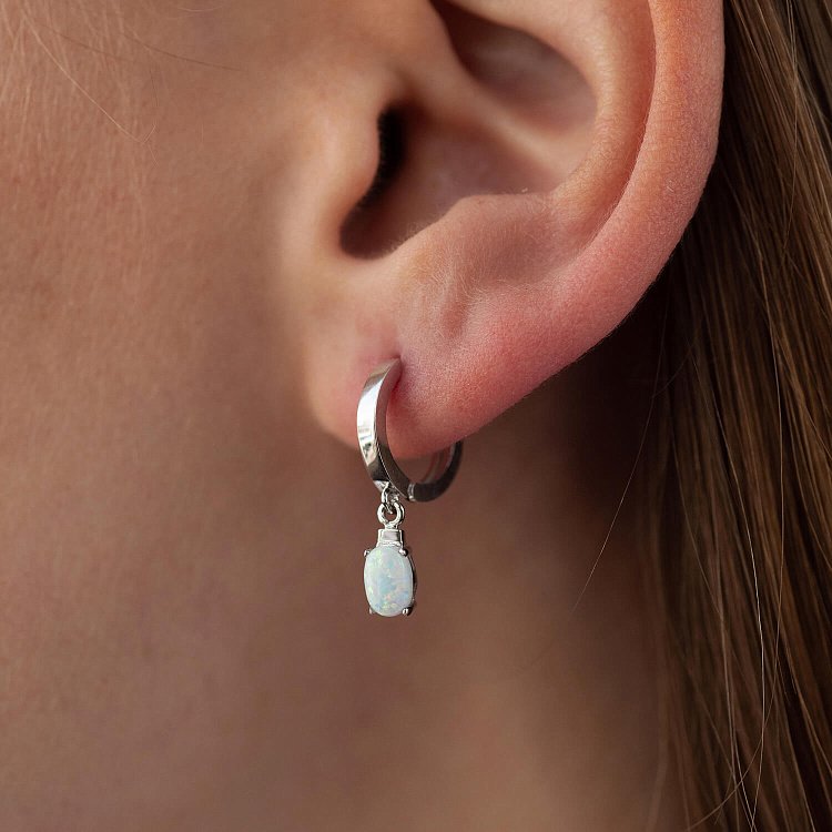 Серьги - кольца с опалом (белое золото) с08703 от ювелирного магазина Оникс - 1