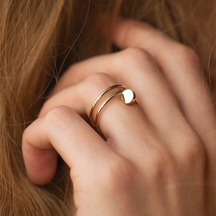 Кольцо "Гвоздь" в желтом золоте к08170 от ювелирного магазина Оникс - 3