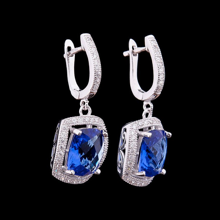 Сережки з синіми фіанітами с21 від ювелірного магазину Онікс