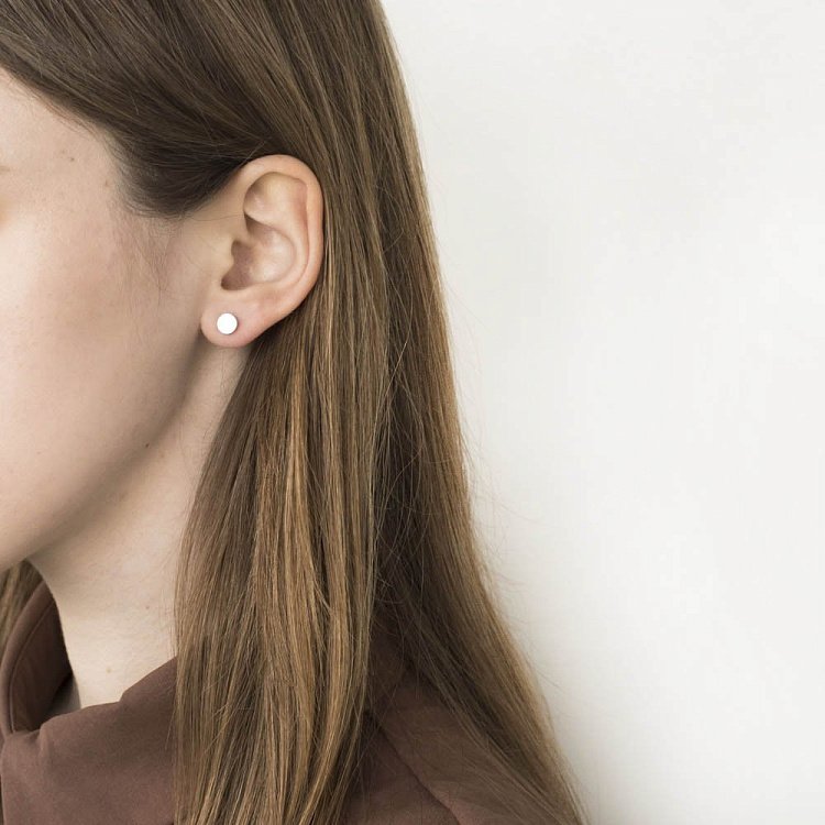 Золоті сережки-гвоздики с05886 від ювелірного магазину Онікс - 1