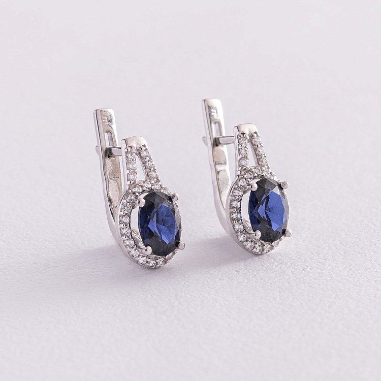 Срібні сережки з сапфірами і фіанітами 2935/9р-HSPH від ювелірного магазину Онікс