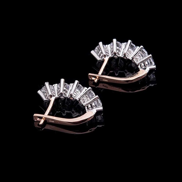 Золотые серьги с фианитами с04120 от ювелирного магазина Оникс - 1