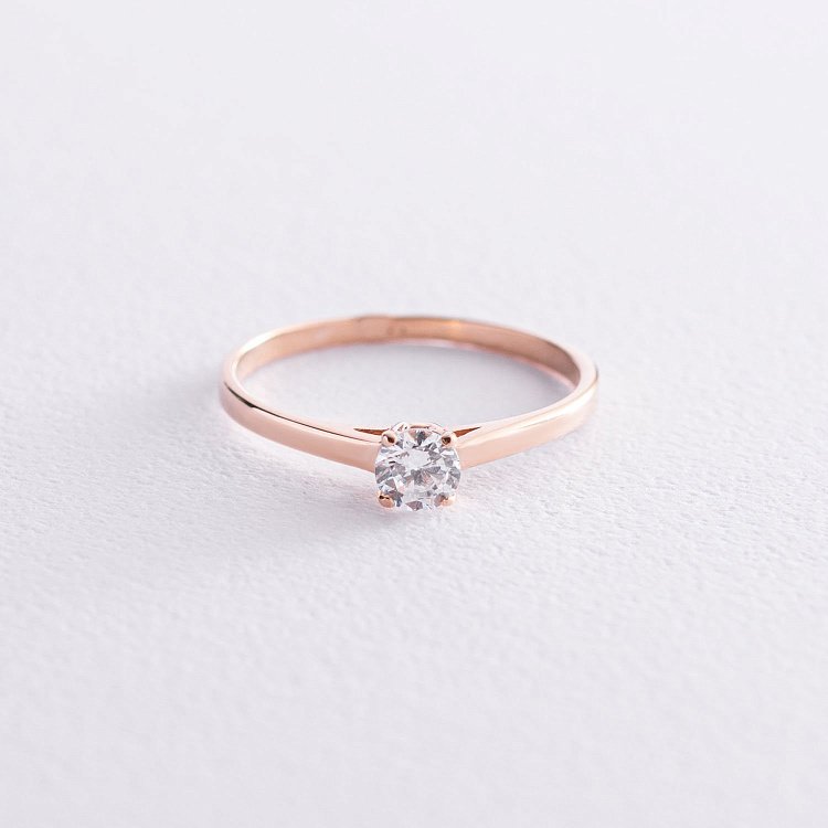 Золотое помолвочное кольцо с фианитом к04906 от ювелирного магазина Оникс