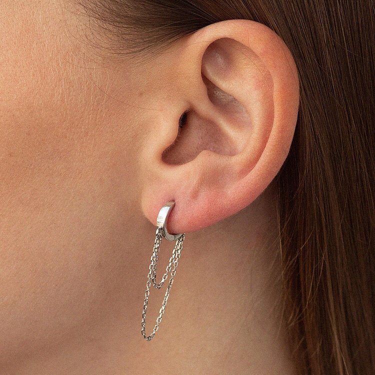 Серебряные серьги - кольца с цепочками 7072 от ювелирного магазина Оникс - 4