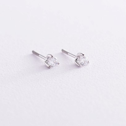 Серьги-гвоздики  из белого золота с фианитами с02828