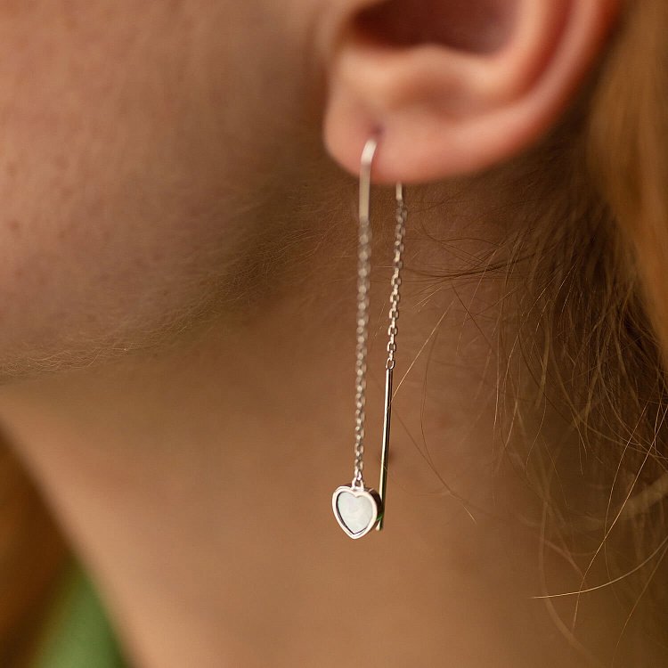 Сережки - протяжки "Сердечки" з перламутром (біле золото) с08577 від ювелірного магазину Онікс - 3