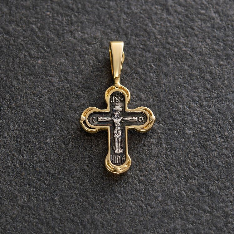 Срібний хрест "Розп'яття" з позолотою 132349 від ювелірного магазину Онікс