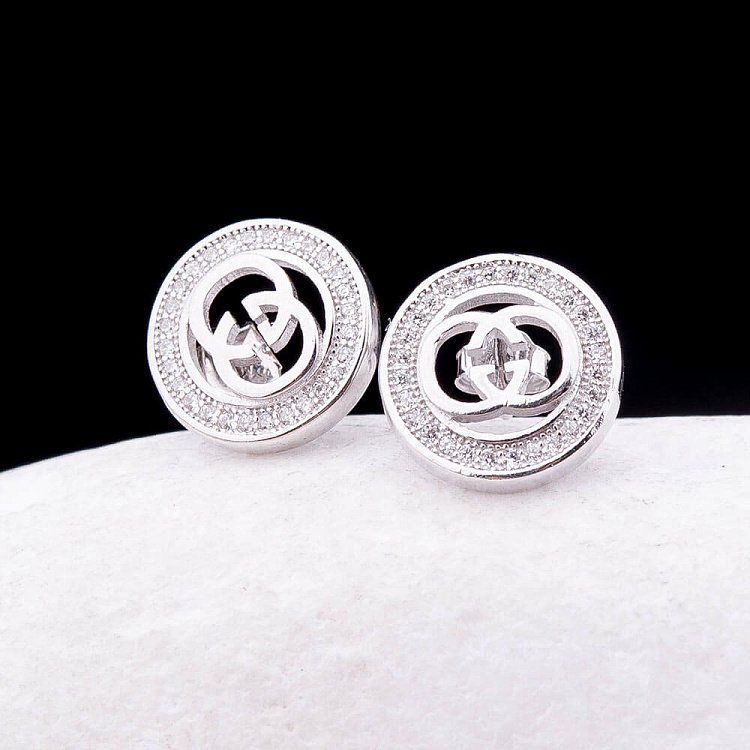 Ексклюзивні срібні сережки з фіанітами 121665 від ювелірного магазину Онікс - 1