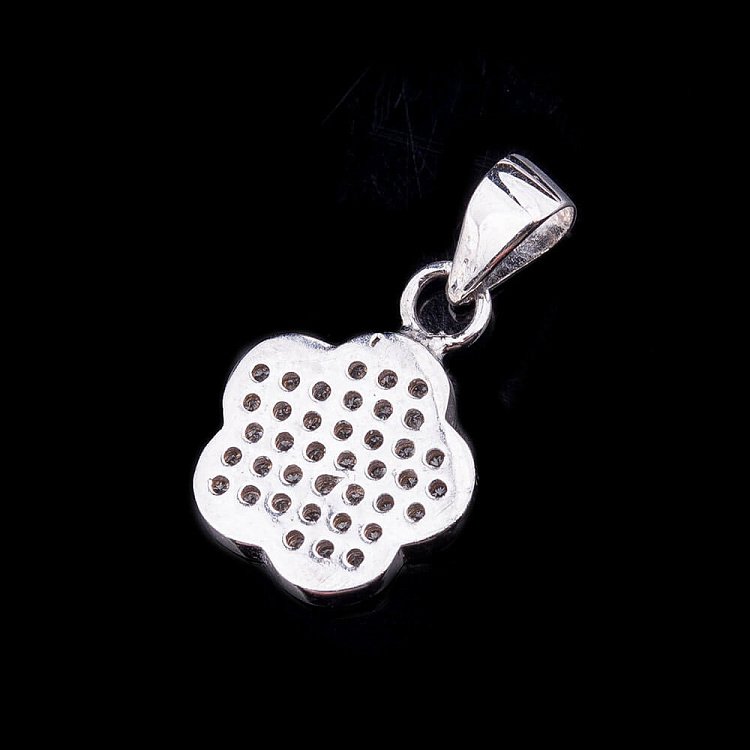 Серебряная подвеска "Клевер" с фианитами 132221 от ювелирного магазина Оникс - 1