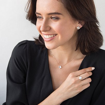 Золотые серьги "Клевер" (перламутр) с06364 №4