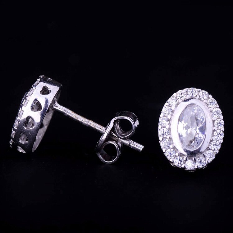 Серьги-гвоздики с фианитами, родий (10мм) 121178 от ювелирного магазина Оникс