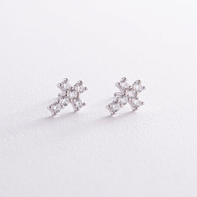 Серебряные серьги - пусеты "Крестики" (фианиты) 058310 от ювелирного магазина Оникс