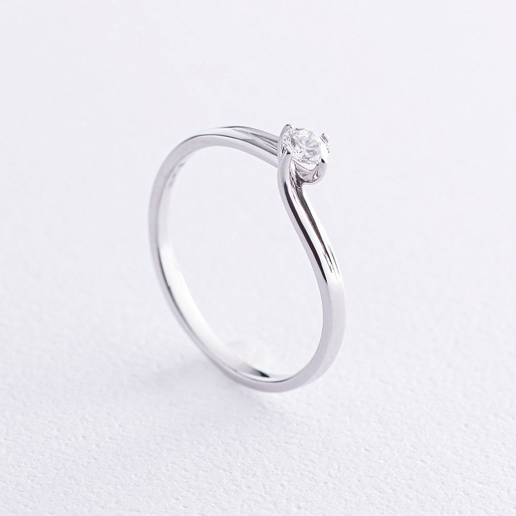 Помолвочное золотое кольцо с бриллиантом 23931121 от ювелирного магазина Оникс