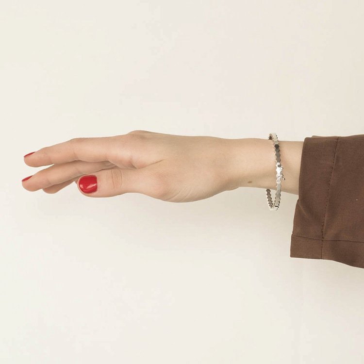 Жорсткий золотий браслет б04082 від ювелірного магазину Онікс - 3