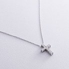 Хрестик у білому золоті з діамантами 125101121 от ювелирного магазина Оникс