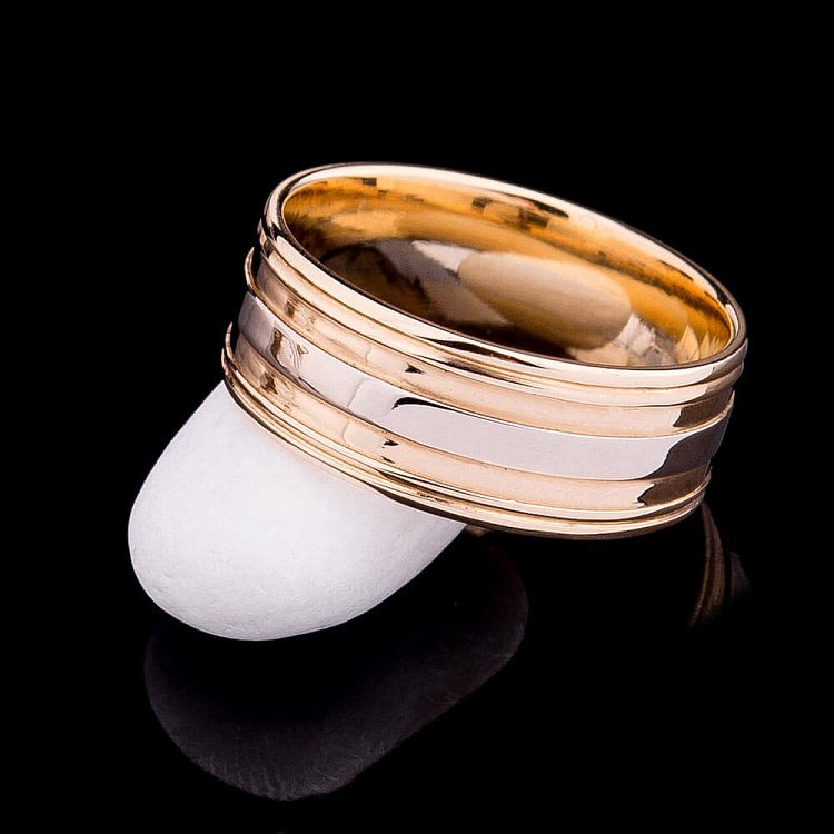 Обручальное кольцо обр000780 от ювелирного магазина Оникс - 1