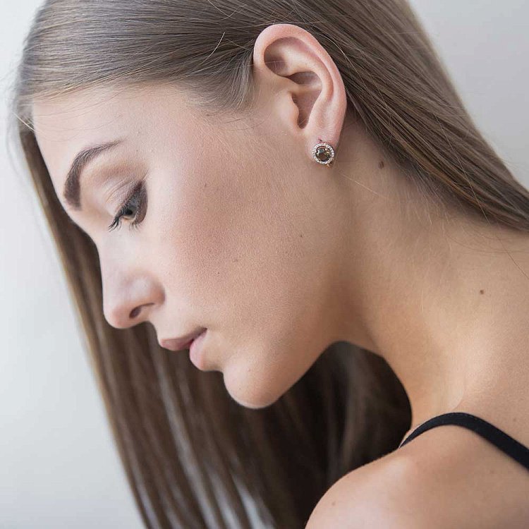 Золоті сережки з димчастим кварцом і фіанітами с04166 від ювелірного магазину Онікс - 2