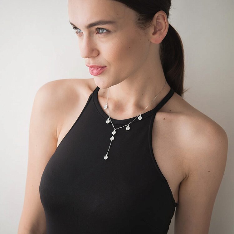 Срібне кольє з фіанітами 18299 від ювелірного магазину Онікс - 1