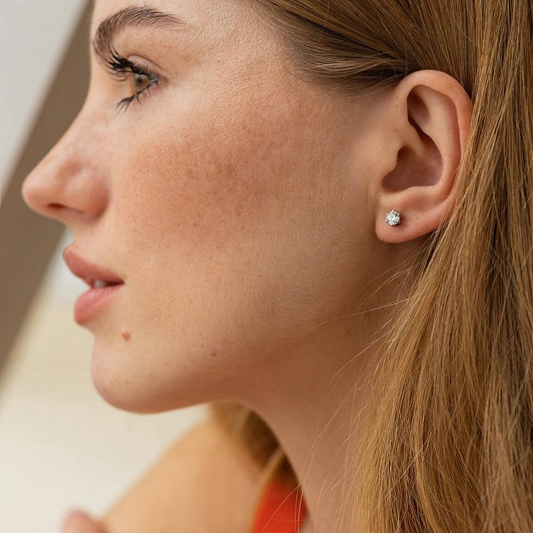 Серьги - пусеты с бриллиантами (белое золото) 331491121 от ювелирного магазина Оникс - 1