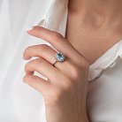 Серебряное кольцо с голубым топазом и фианитами 111458 от ювелирного магазина Оникс - 4
