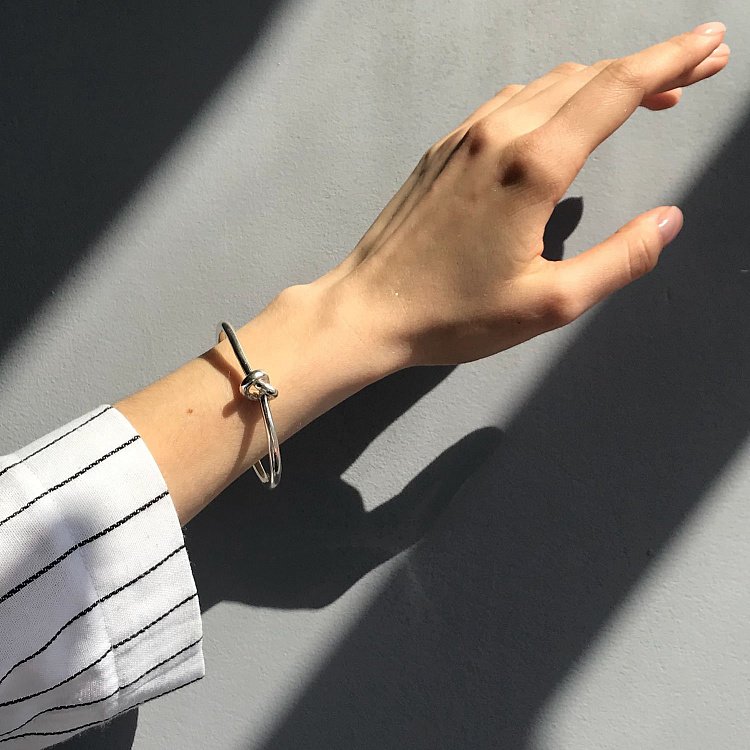 Серебряный браслет ручной работы "Узелок" 141328 от ювелирного магазина Оникс - 3