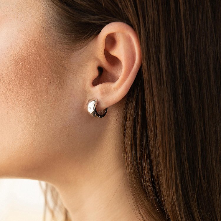 Серьги - кольца в белом золоте с08558 от ювелирного магазина Оникс - 1