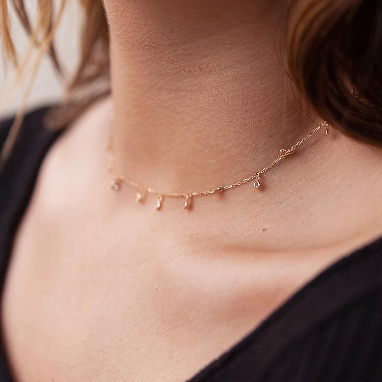 Золотое колье с фианитами кол01243 от ювелирного магазина Оникс - 4