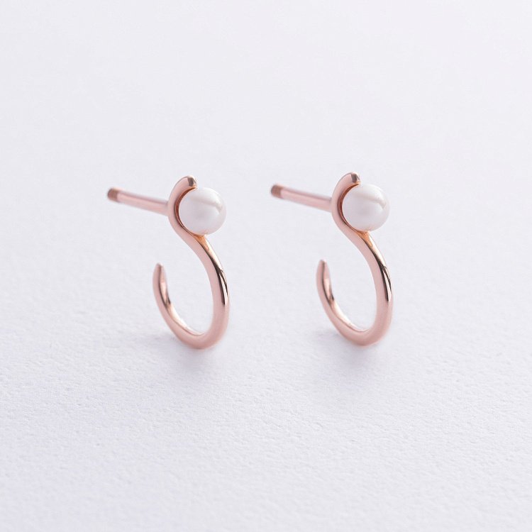 Серьги - пусеты "Миранда" в красном золоте (жемчуг) с07930 от ювелирного магазина Оникс