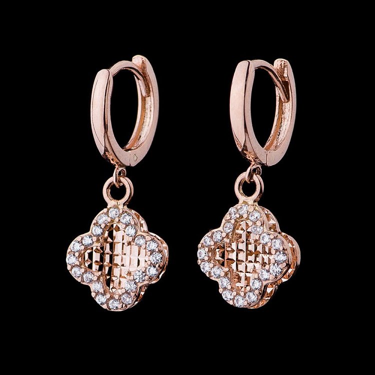 Золотые серьги "Клевер" с фианитами с04420 от ювелирного магазина Оникс