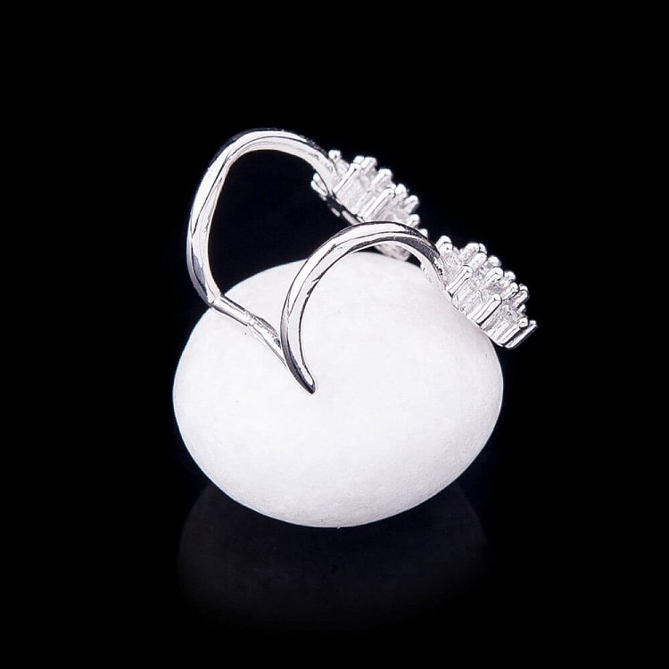 Срібні сережки Кафи з фіанітами 121706 від ювелірного магазину Онікс - 1