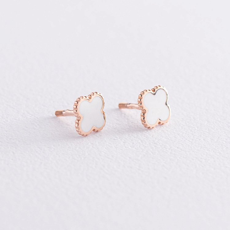 Золоті сережки - пусети "Конюшина" (емаль) 500047Еб від ювелірного магазину Онікс