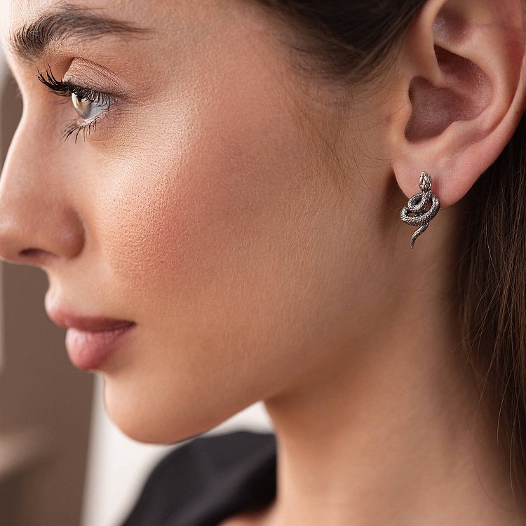 Срібні сережки "Змії" 123228 від ювелірного магазину Онікс - 3