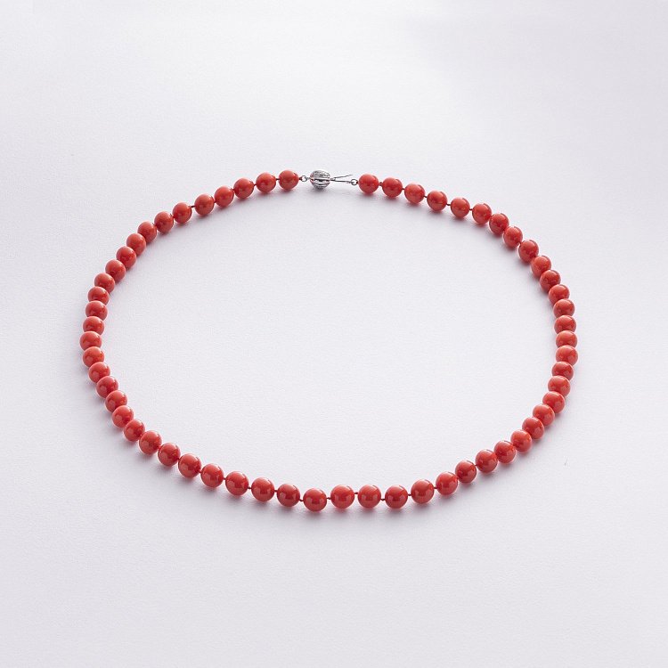 Намисто з коралу (золота застібка з діамантами) бус033к від ювелірного магазину Онікс