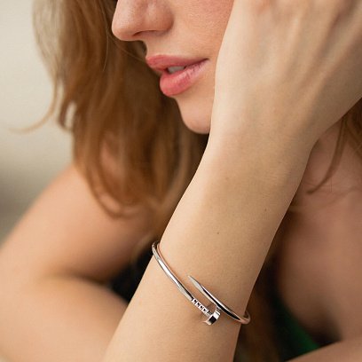 Жесткий браслет "Гвоздь" в белом золоте б05466 №2