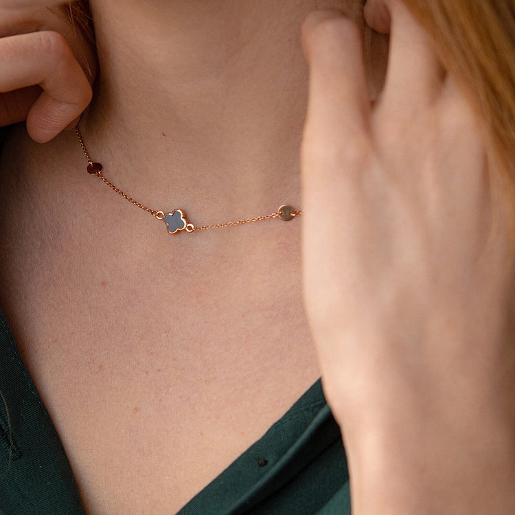 Золоте кольє "Конюшина" з емаллю 860412Е від ювелірного магазину Онікс - 3