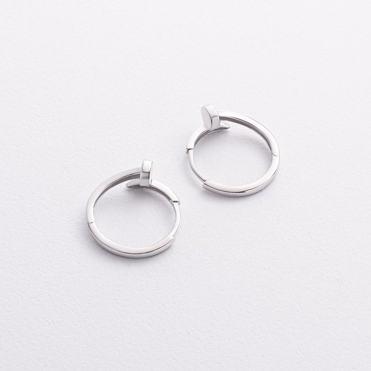 Серьги - кольца "Гвоздь" в белом золоте с08397 от ювелирного магазина Оникс - 1