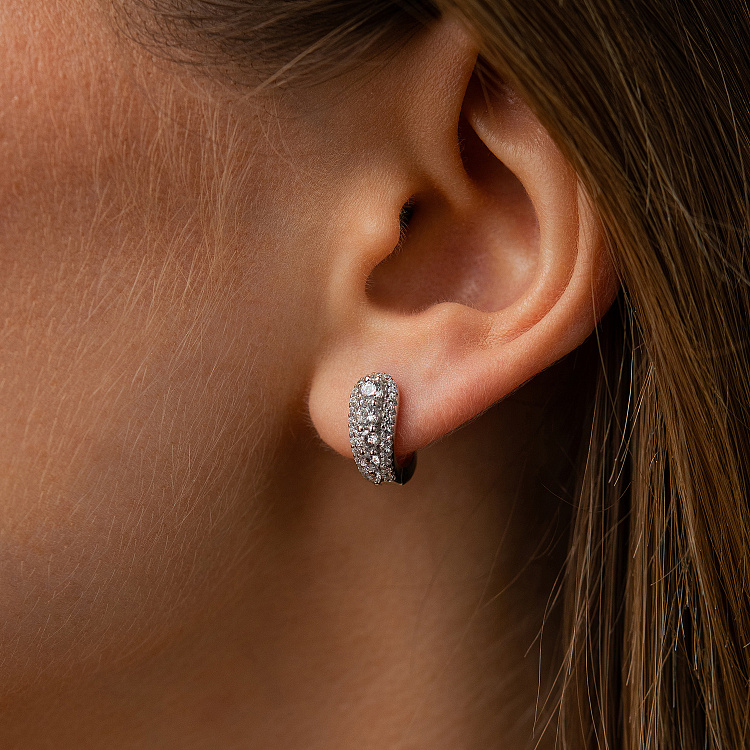 Серебряные серьги с фианитами 123553 от ювелирного магазина Оникс - 1