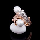 Золотое кольцо с жемчугом и фианитами к03813 от ювелирного магазина Оникс - 1