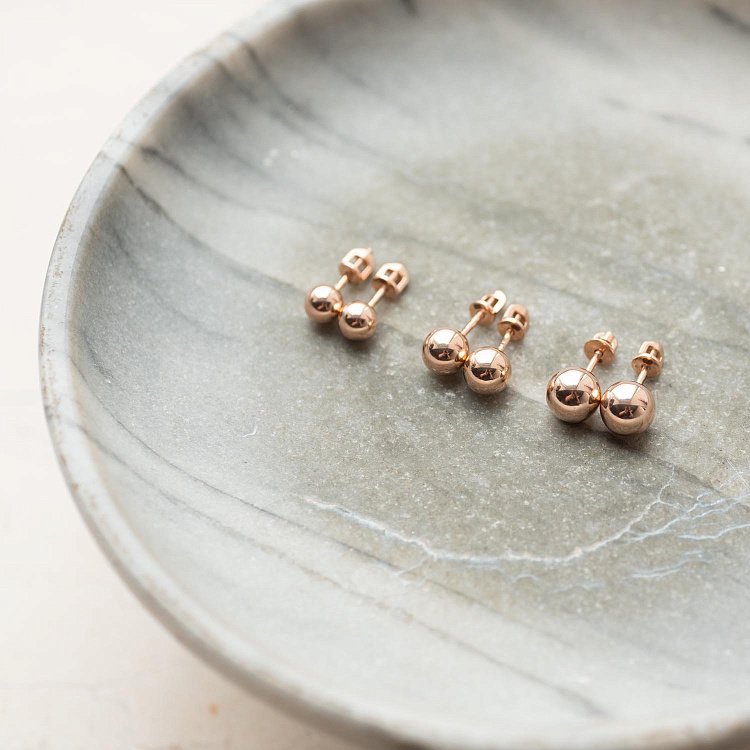 Золотые серьги - пусеты "Шарики" (0.8 см) с06957 от ювелирного магазина Оникс - 4