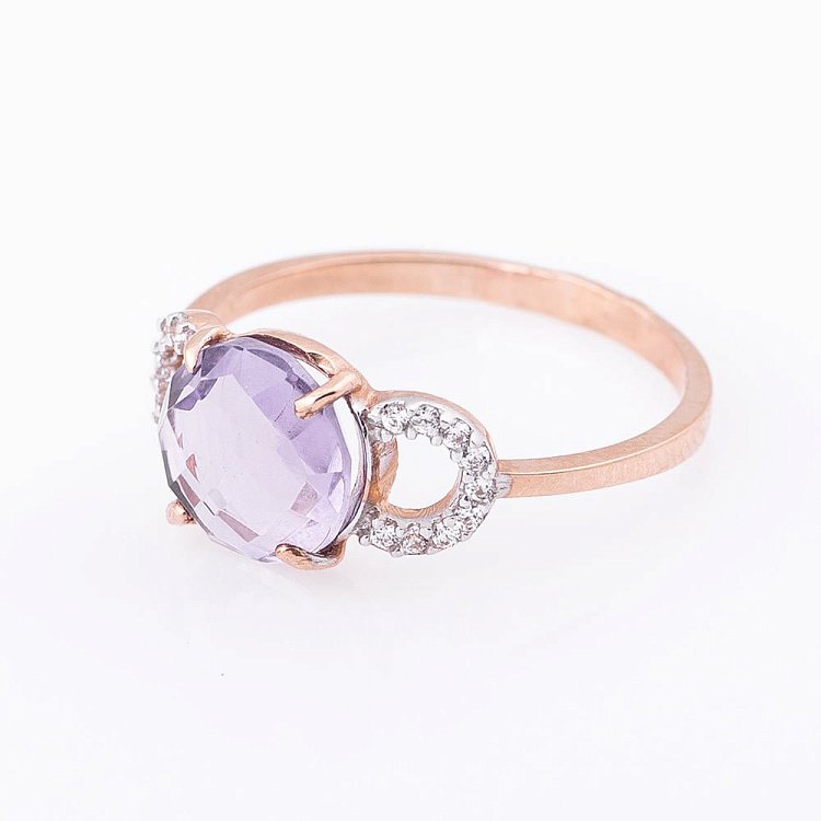 Золота каблучка з аметистом і фіанітами к03054 від ювелірного магазину Онікс - 1