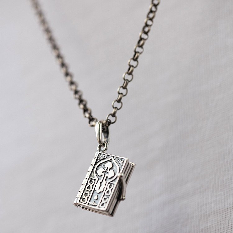 Серебряная подвеска "Книга с молитвой Отче Наш" (чернение) 132732 от ювелирного магазина Оникс - 3