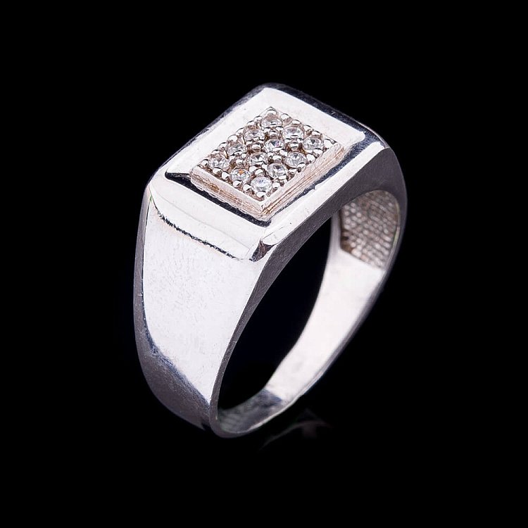 Серебряная печатка с фианитами 11844 от ювелирного магазина Оникс - 1