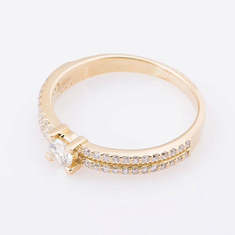 Золотое кольцо с бриллиантами р0956ж от ювелирного магазина Оникс - 1