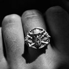 Мужское серебряное кольцо "Викинг" 422 от ювелирного магазина Оникс - 6