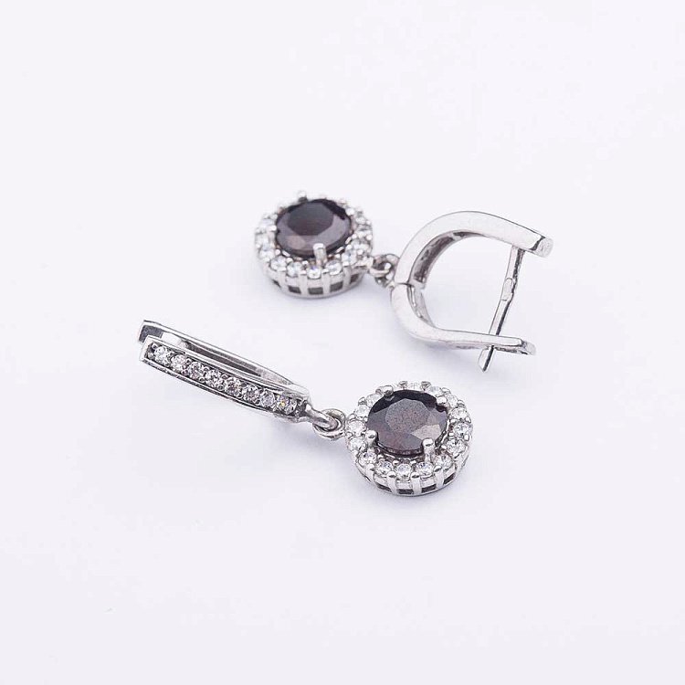 Срібні сережки з альмандином і фіанітами 12894 від ювелірного магазину Онікс - 2