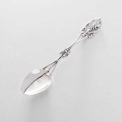 Срібна ложка з візерунком 24001