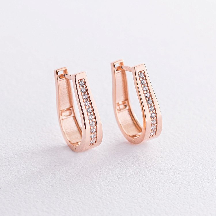 Золотые серьги с белыми фианитами с07400 от ювелирного магазина Оникс